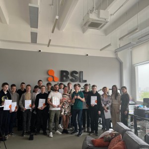Наши резиденты проходят стажировку в IT-компании BSL - Школа программирования для детей, компьютерные курсы для школьников, начинающих и подростков - KIBERone г. Чебаркуль